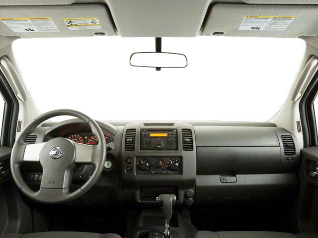 2011 Nissan Frontier SV photo 4