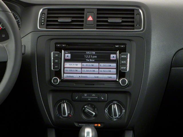 2011 Volkswagen Jetta Sedan Vehicle Photo in Houston, TX 77007