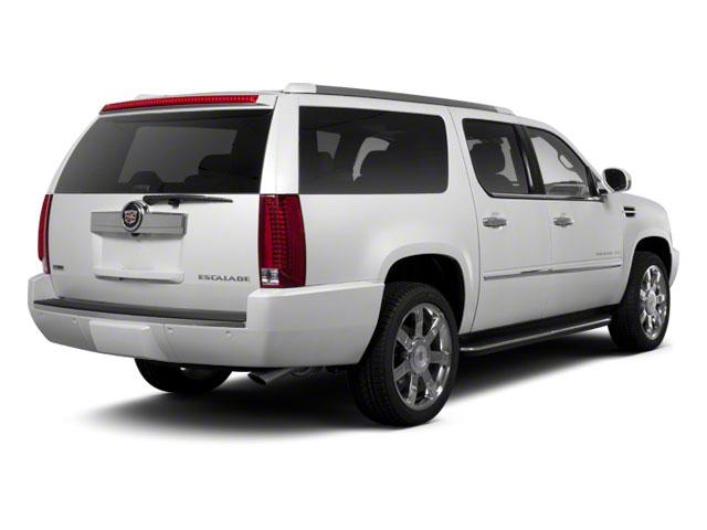 2012 Cadillac Escalade ESV Vehicle Photo in INDEPENDENCE, MO 64055-1377