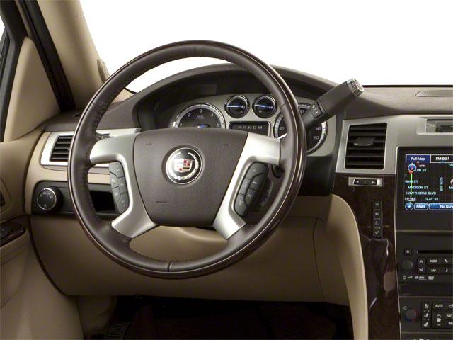 2012 Cadillac Escalade ESV Vehicle Photo in INDEPENDENCE, MO 64055-1377