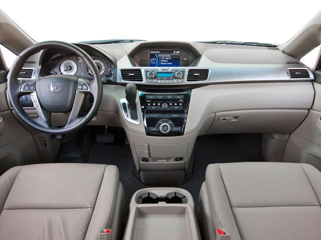 2012 Honda Odyssey Vehicle Photo in Green Bay, WI 54304