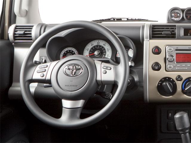 2012 Toyota FJ Cruiser Vehicle Photo in Austin, TX 78728