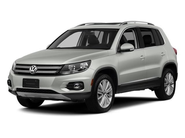 2012 Volkswagen Tiguan Vehicle Photo in Green Bay, WI 54304