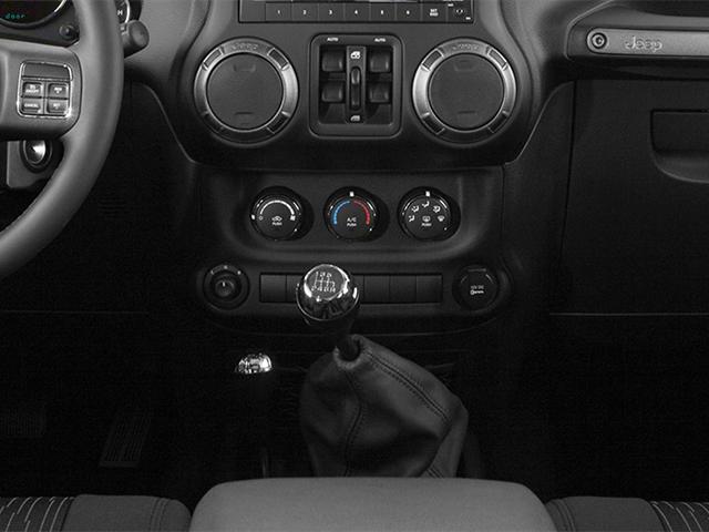 2013 Jeep Wrangler Unlimited Vehicle Photo in Pinellas Park , FL 33781