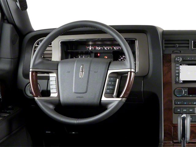 2013 Lincoln Navigator Vehicle Photo in Pembroke Pines , FL 33027