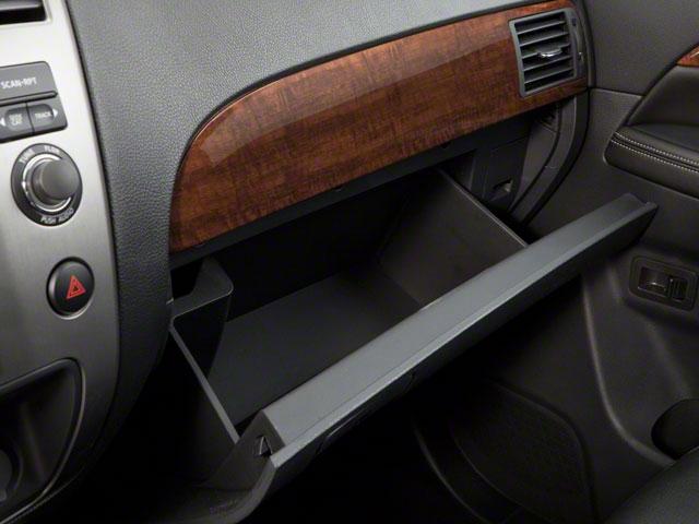 2013 Nissan Armada Vehicle Photo in DENTON, TX 76210-9321