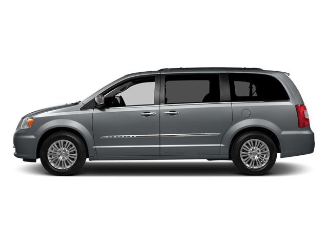 2014 Chrysler Town & Country Vehicle Photo in ENGLEWOOD, CO 80113-6708