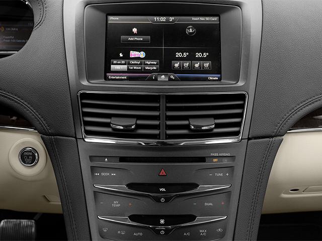 2014 Lincoln MKT Vehicle Photo in Rolla, MO 65401