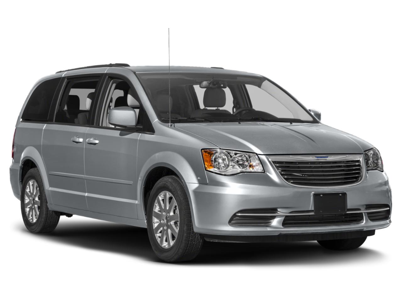 2015 Chrysler Town & Country Vehicle Photo in NEENAH, WI 54956-2243