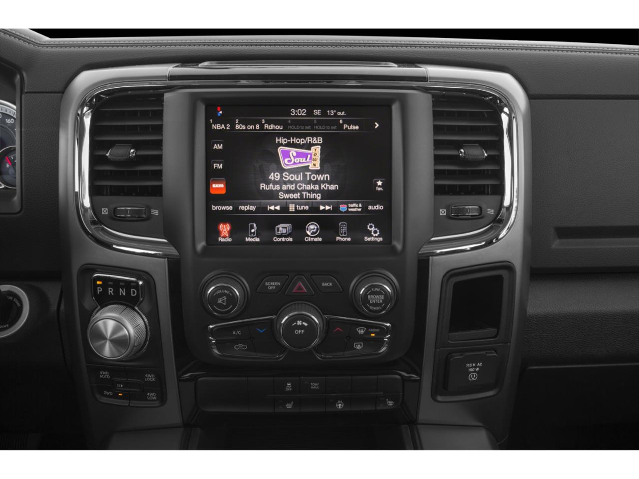 2015 Ram 1500 Vehicle Photo in KANSAS CITY, MO 64114-4545