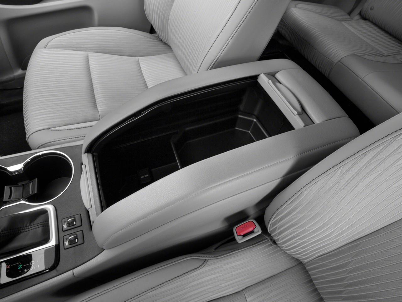 2015 Toyota Highlander Hybrid Vehicle Photo in Grapevine, TX 76051
