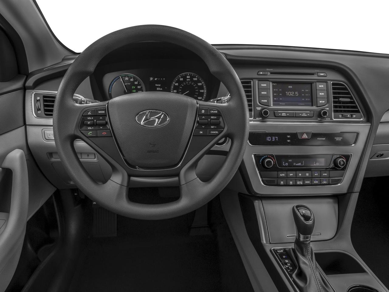 2016 Hyundai SONATA Hybrid Vehicle Photo in Appleton, WI 54913