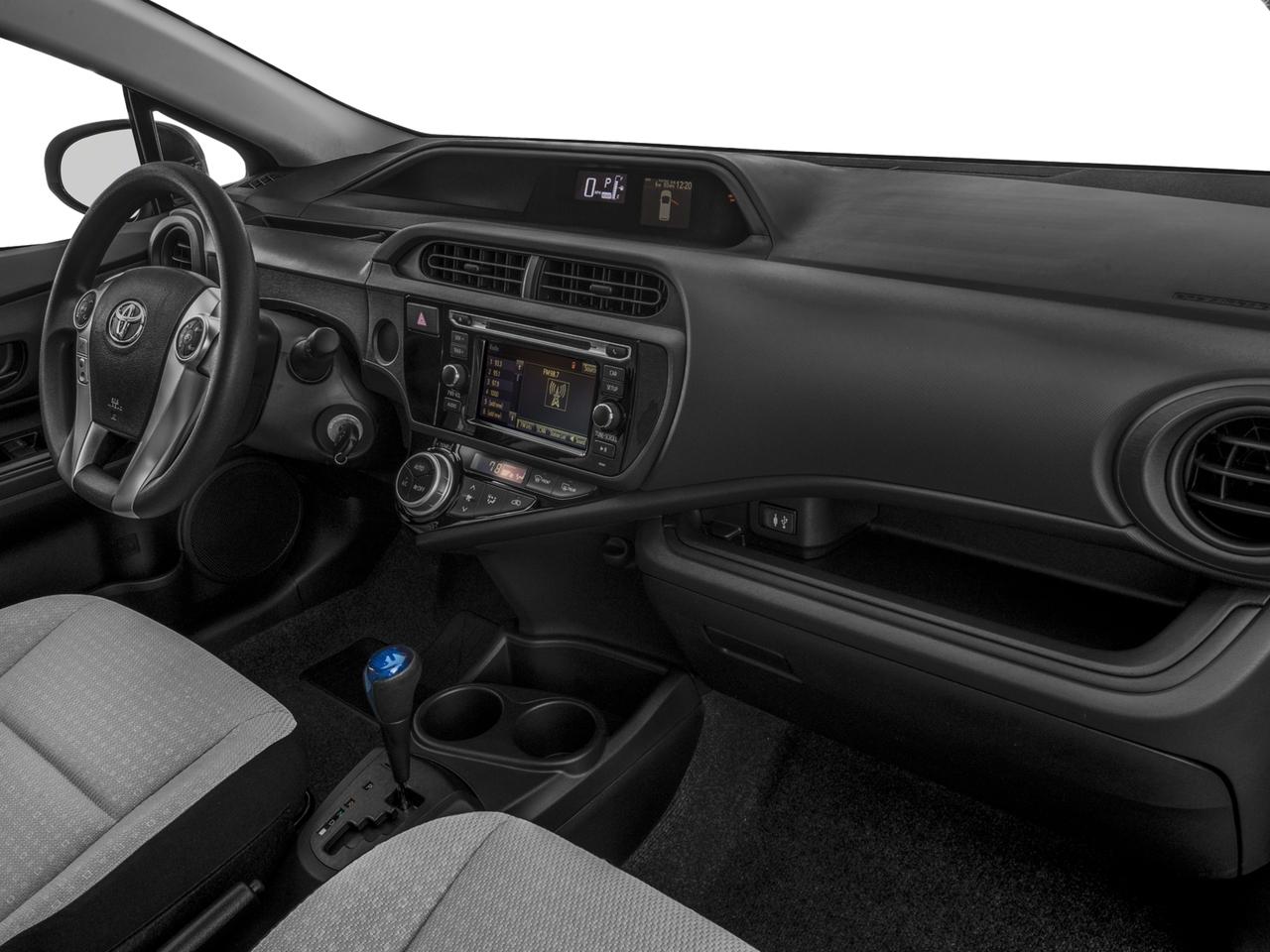 2016 Toyota Prius c Four photo 51