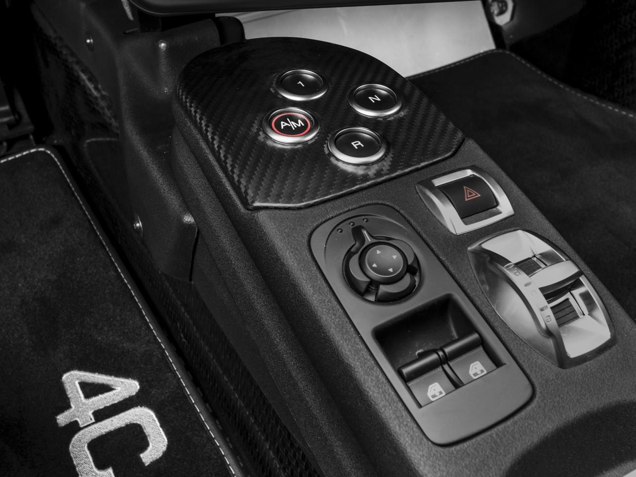 2017 Alfa Romeo 4C Coupe Vehicle Photo in Appleton, WI 54913