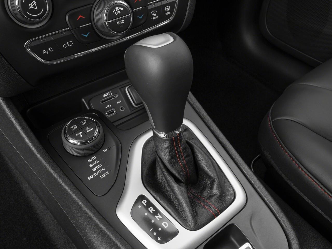 2017 Jeep Cherokee Vehicle Photo in PEMBROKE PINES, FL 33024-6534