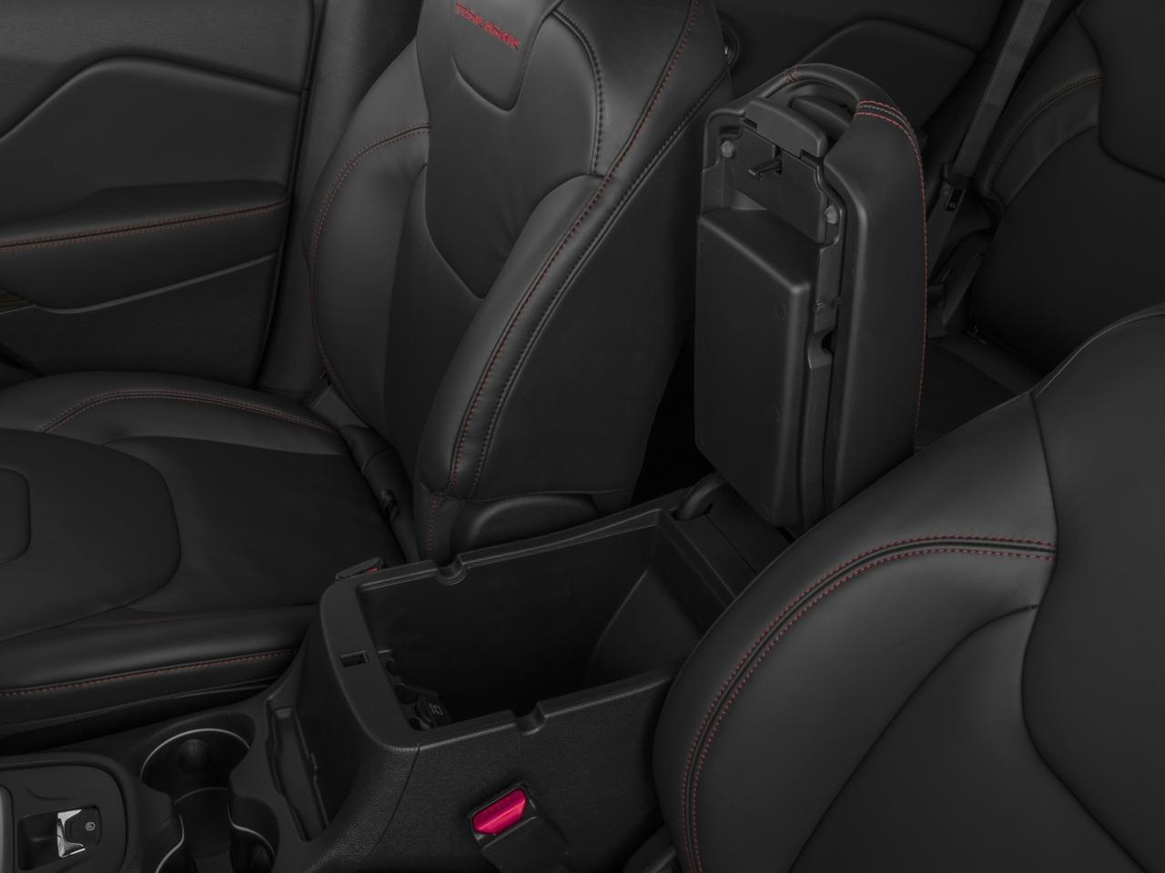 2017 Jeep Cherokee Vehicle Photo in PEMBROKE PINES, FL 33024-6534
