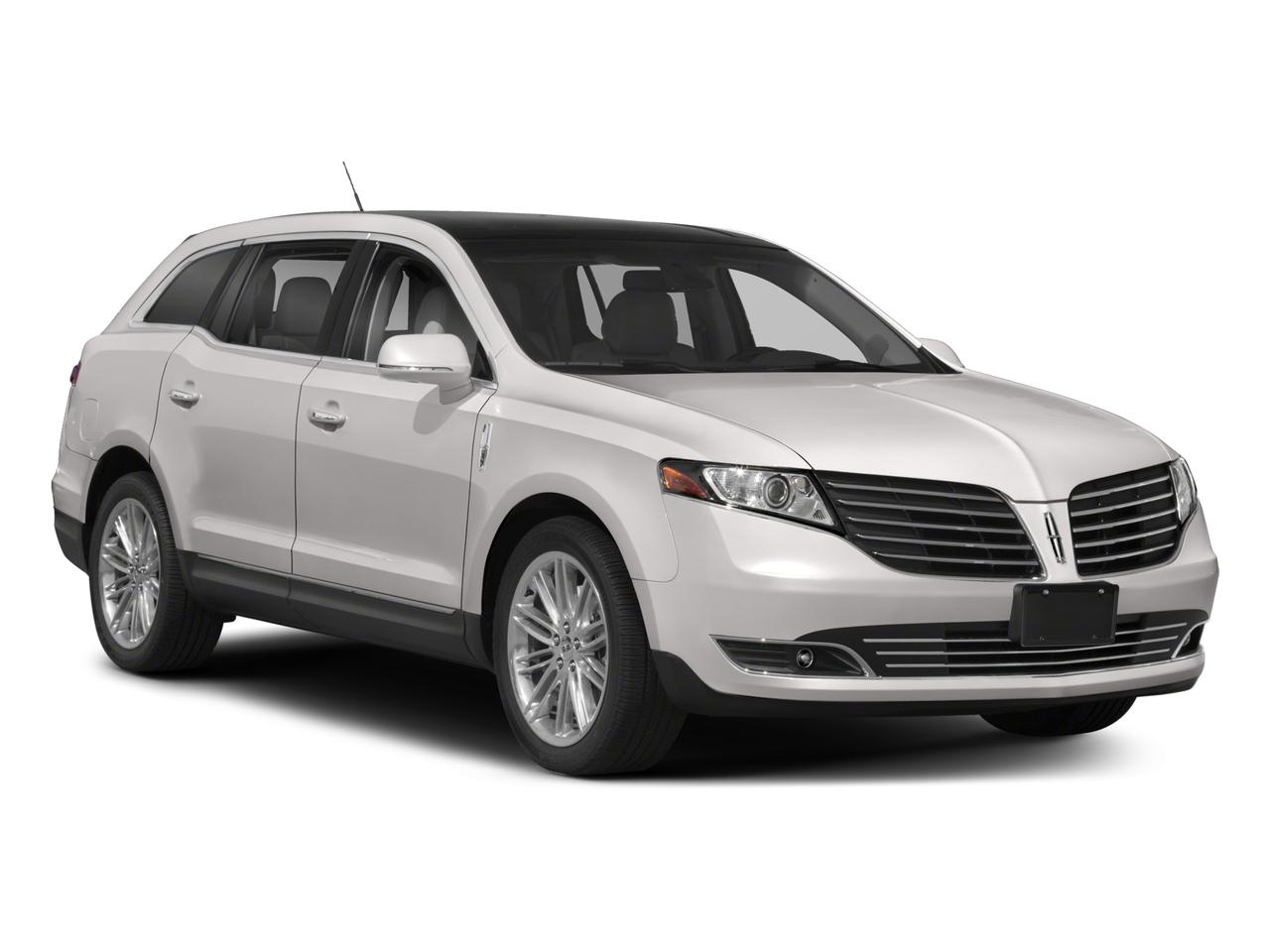 2017 Lincoln MKT Vehicle Photo in DENTON, TX 76210-9321