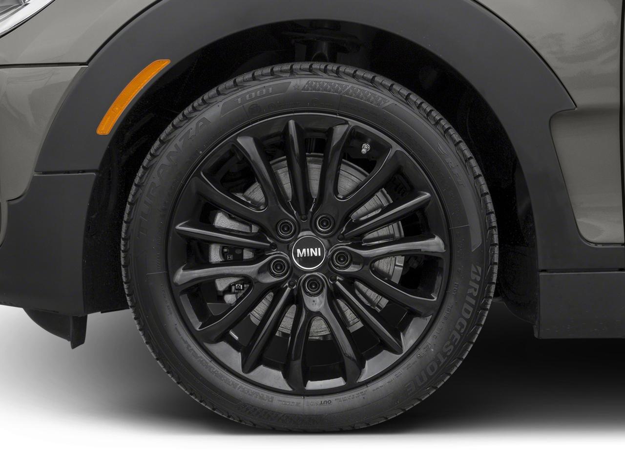 2017 MINI Cooper Clubman ALL4 Vehicle Photo in Louisville, KY 40505