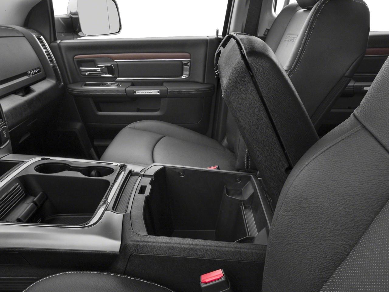 2017 Ram 3500 Vehicle Photo in DENTON, TX 76210-9321