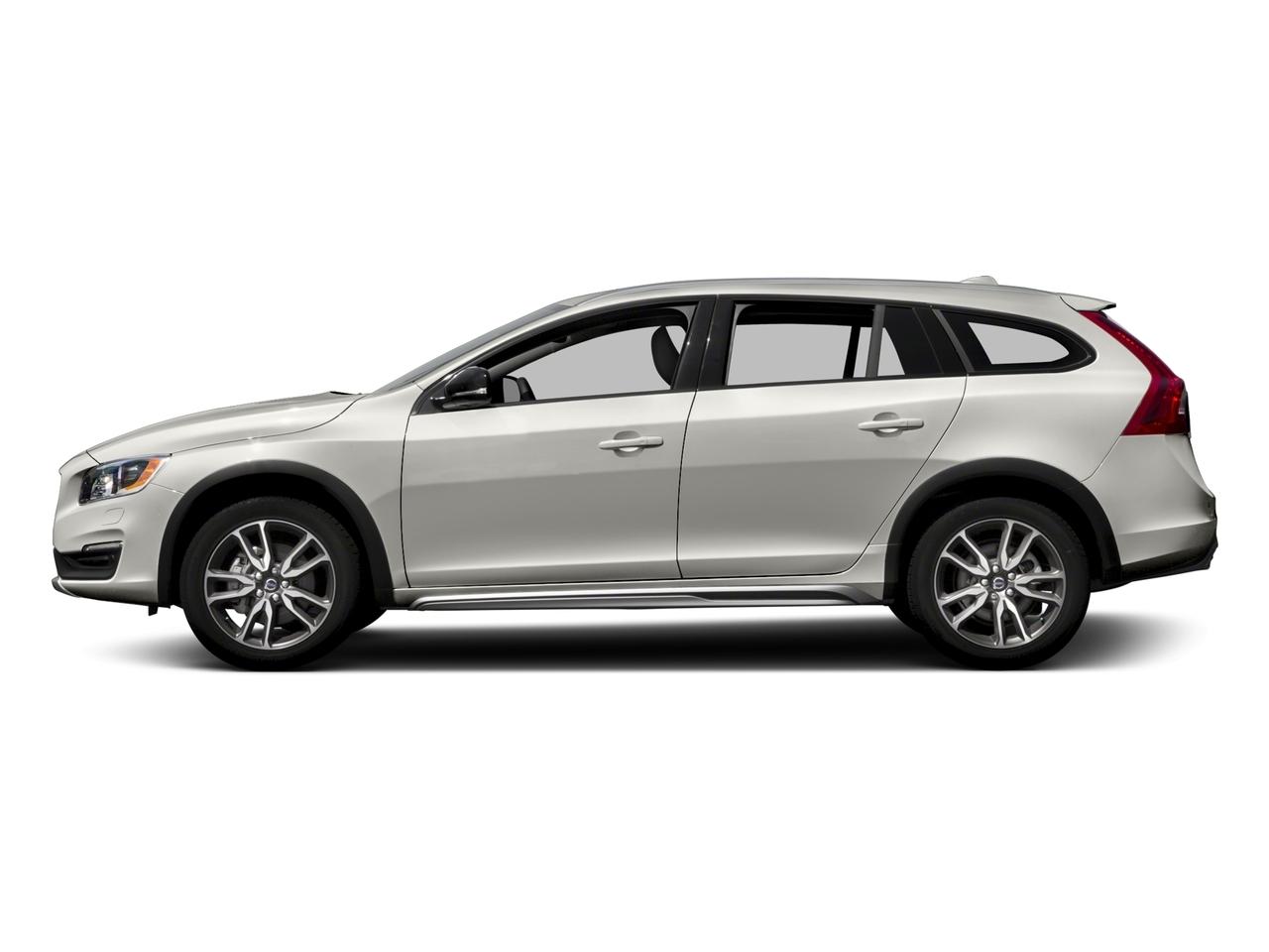 2018 Volvo V60 Cross Country Vehicle Photo in Appleton, WI 54913