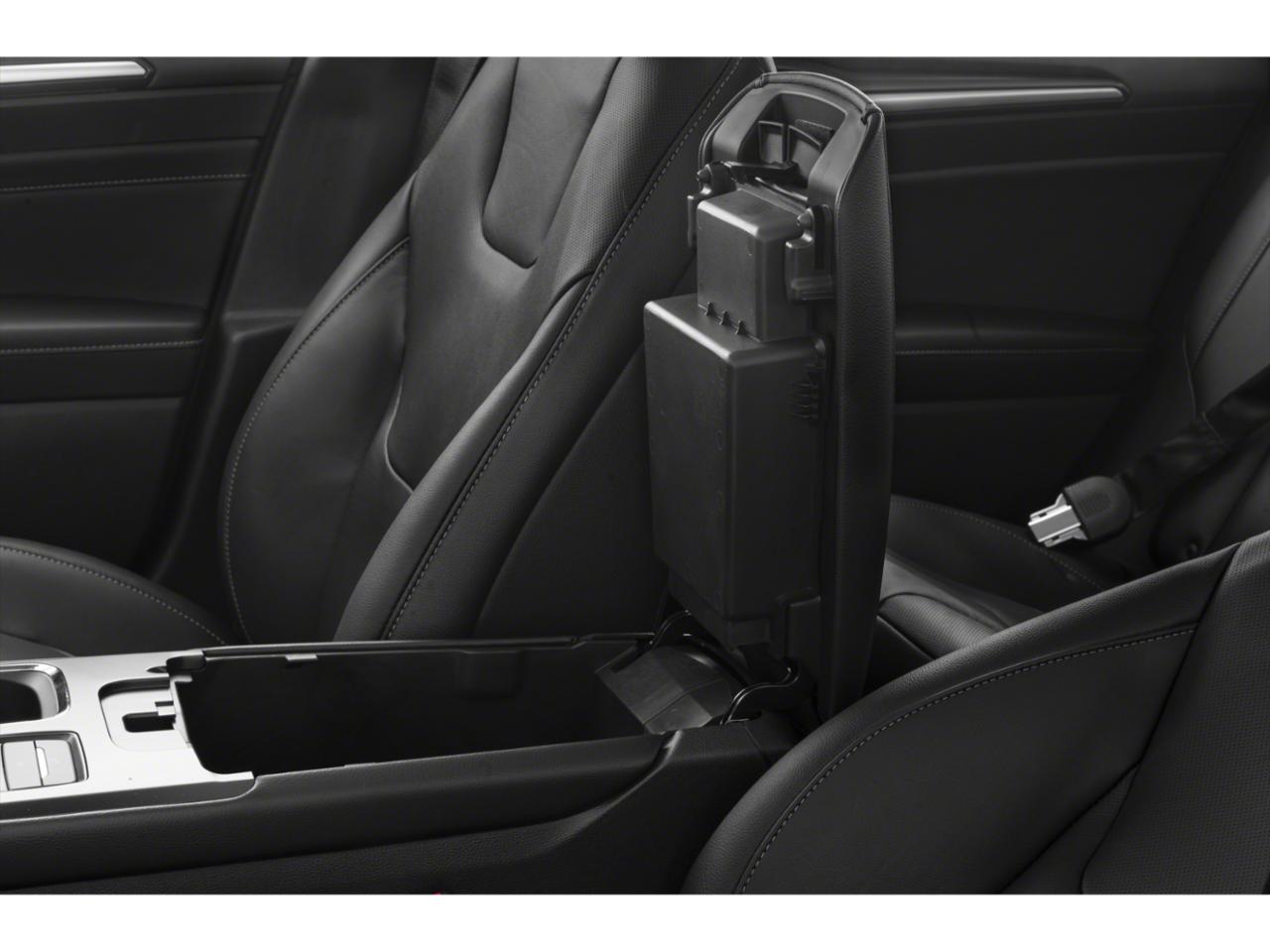 2019 Ford Fusion Energi Vehicle Photo in Valencia, CA 91355