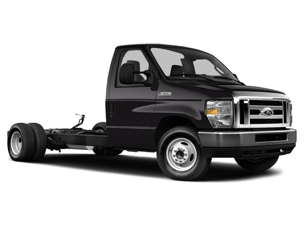 2019 Ford E-Series Cutaway Vehicle Photo in Webster, MA 01570-1415