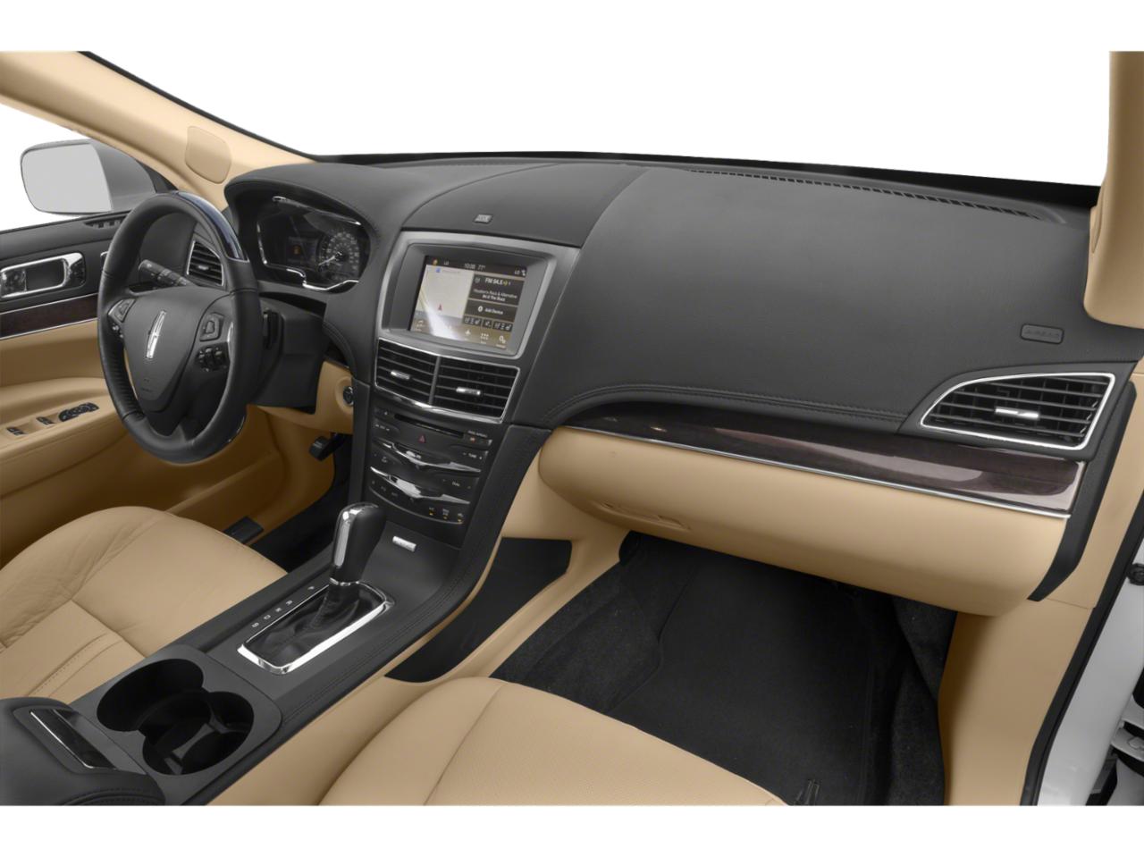 2019 Lincoln MKT Vehicle Photo in TOPEKA, KS 66609-0000