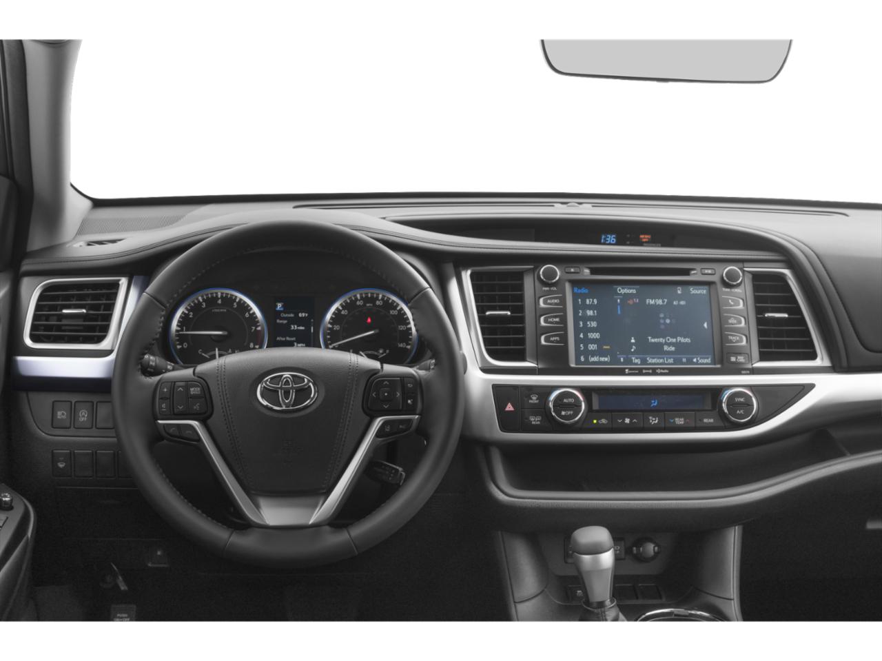 2019 Toyota Highlander Vehicle Photo in Pinellas Park , FL 33781