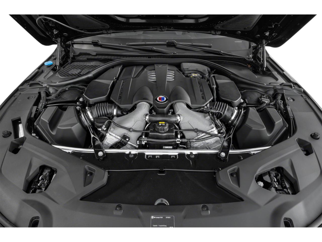 2022 BMW ALPINA B8 xDrive Vehicle Photo in Valencia, CA 91355