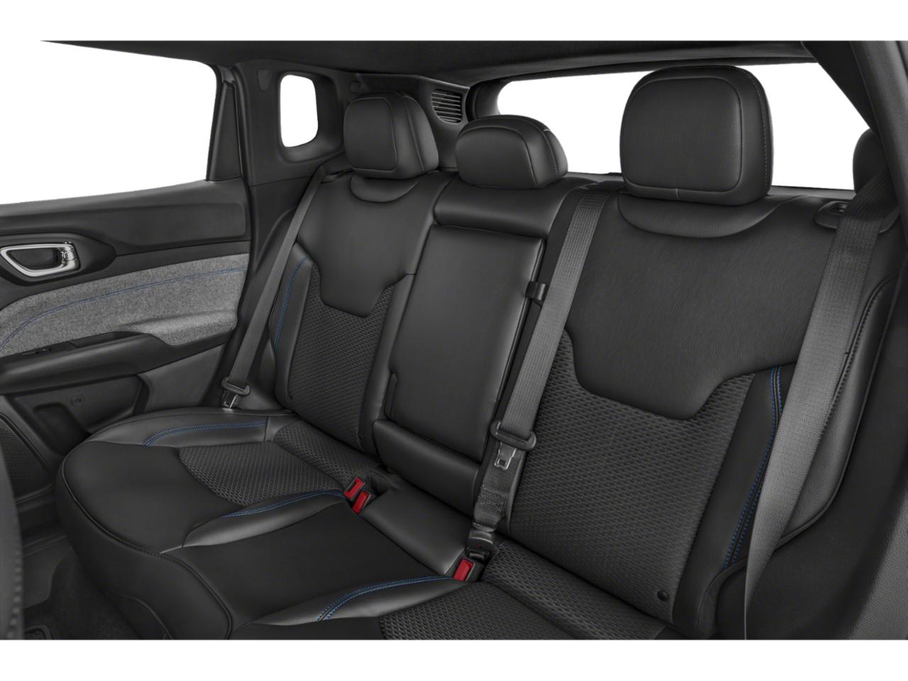 2023 Jeep Compass Vehicle Photo in Lees Summit, MO 64086