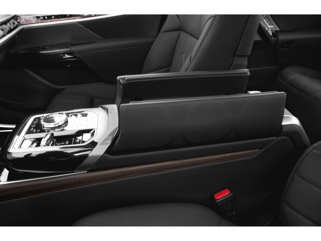 2024 BMW 760i xDrive Vehicle Photo in Lancaster, PA 17601