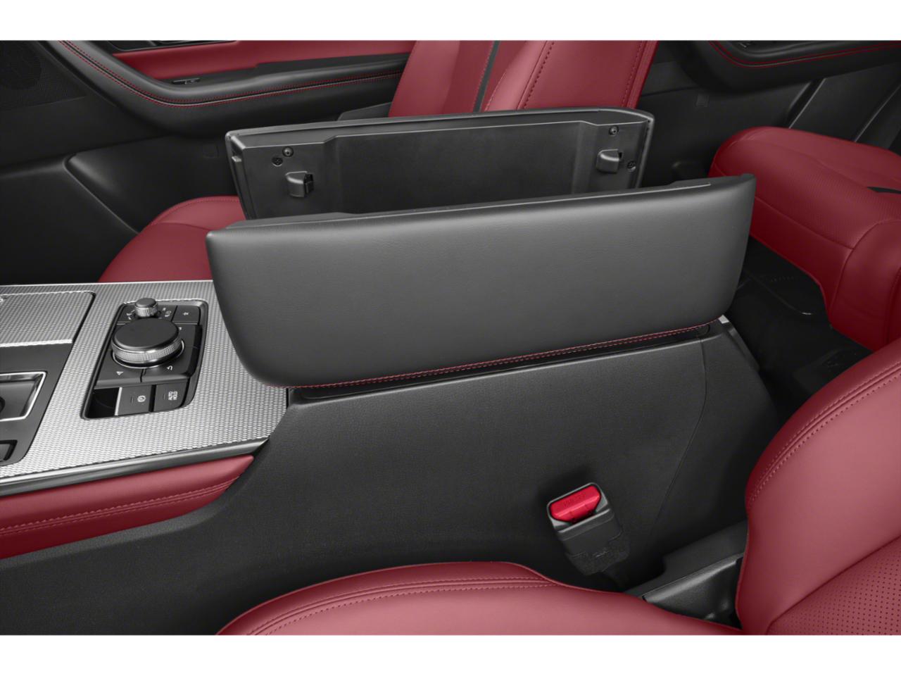 2025 Mazda CX-70 Vehicle Photo in Green Bay, WI 54304