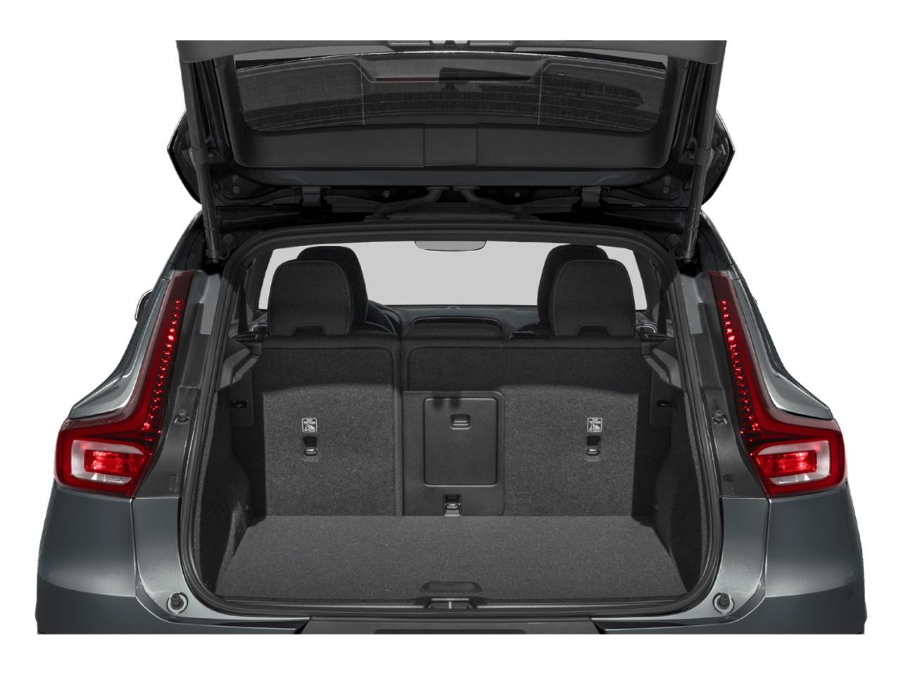 2025 Volvo XC40 Vehicle Photo in Appleton, WI 54913