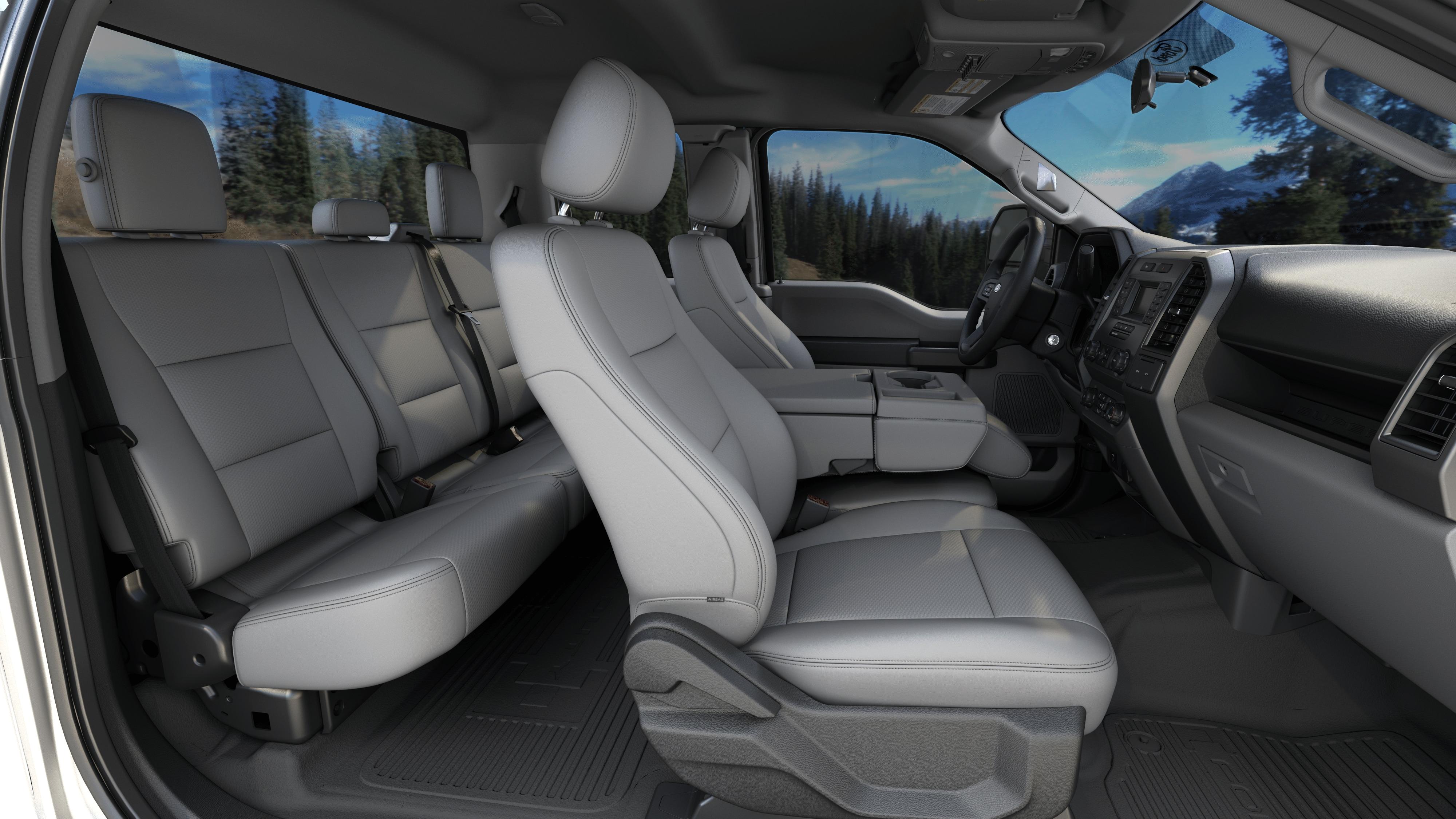 2022 Ford Super Duty F-450 DRW Vehicle Photo in Webster, MA 01570-1415