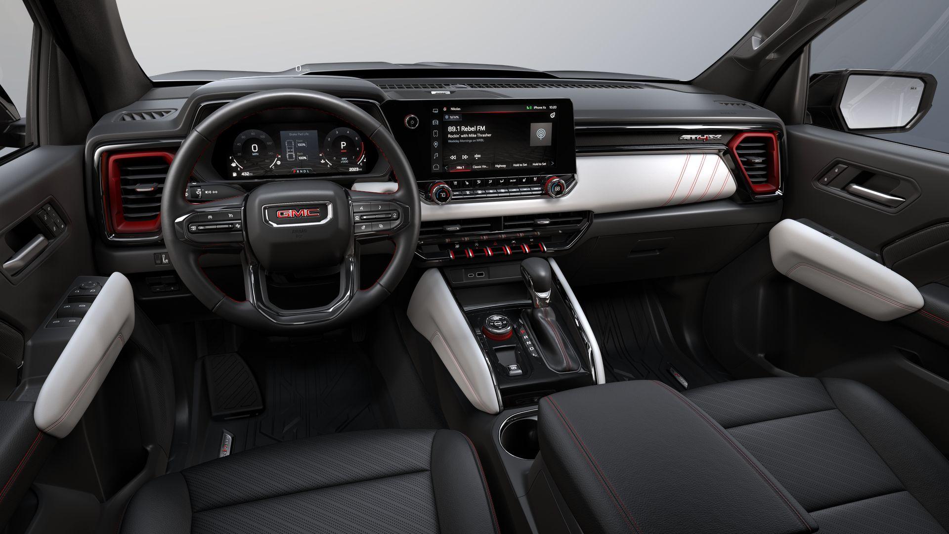 2025 GMC Canyon Vehicle Photo in LONE TREE, CO 80124-2750