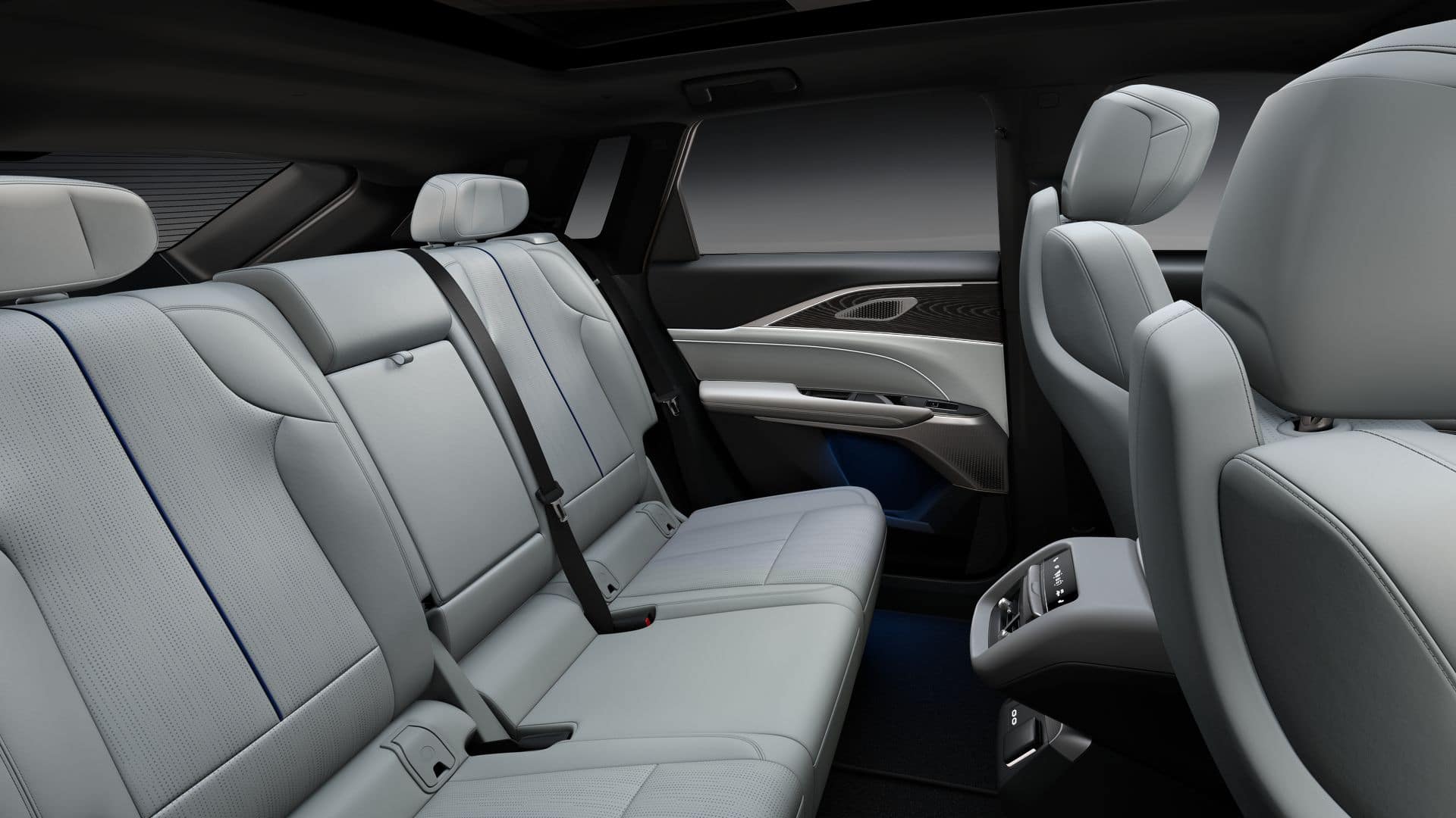 2024 Cadillac LYRIQ Vehicle Photo in SMITHTOWN, NY 11787-5023