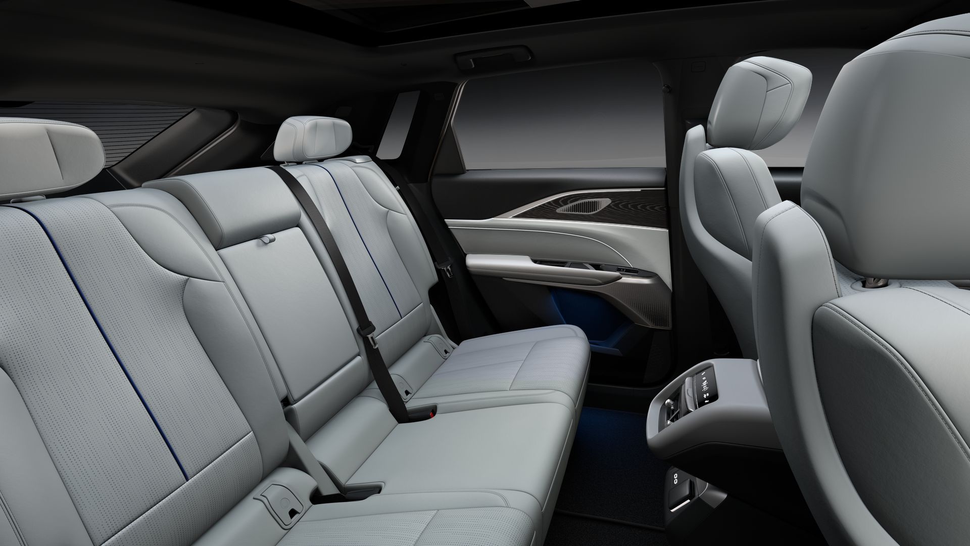 2024 Cadillac LYRIQ Vehicle Photo in SMITHTOWN, NY 11787-5023