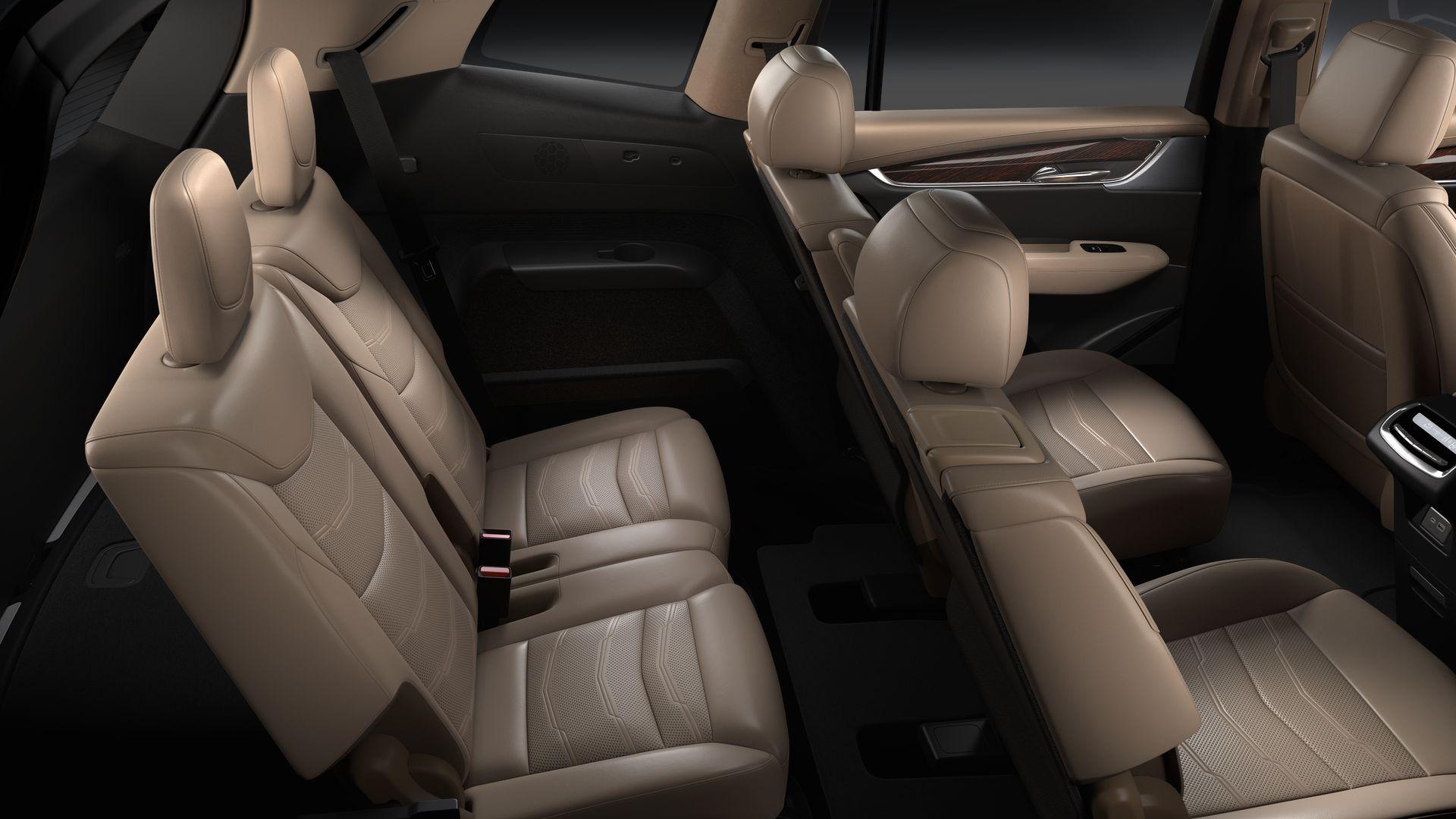 2023 Cadillac XT6 Vehicle Photo in GREEN BAY, WI 54303-3330