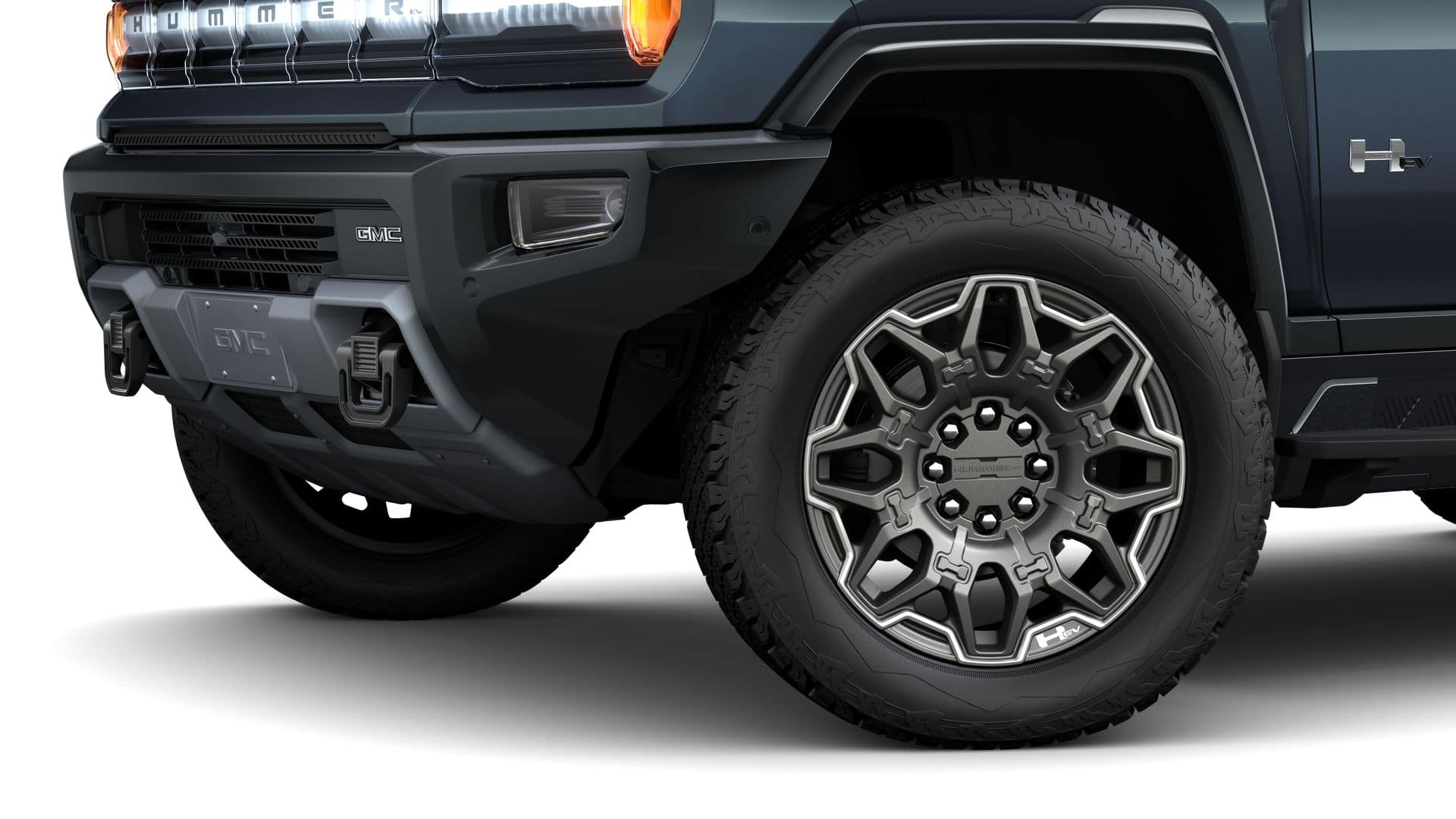 2025 GMC HUMMER EV SUV Vehicle Photo in OSHKOSH, WI 54904-7811