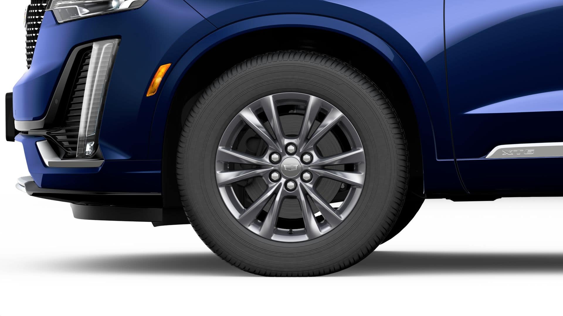 2025 Cadillac XT6 Vehicle Photo in GREEN BAY, WI 54303-3330
