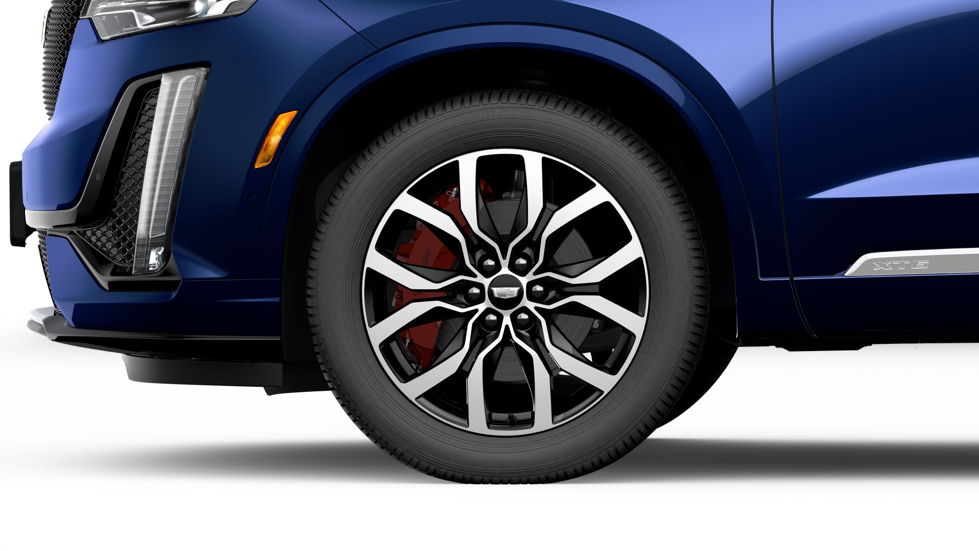 2025 Cadillac XT6 Vehicle Photo in GREEN BAY, WI 54303-3330