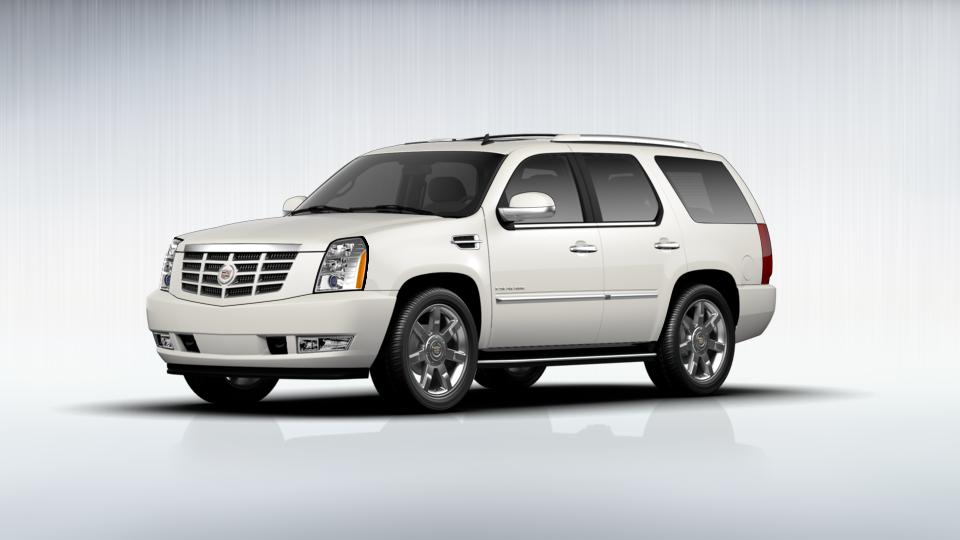 2012 Cadillac Escalade Vehicle Photo in MEDINA, OH 44256-9631