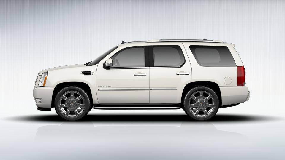 2012 Cadillac Escalade Vehicle Photo in MEDINA, OH 44256-9631