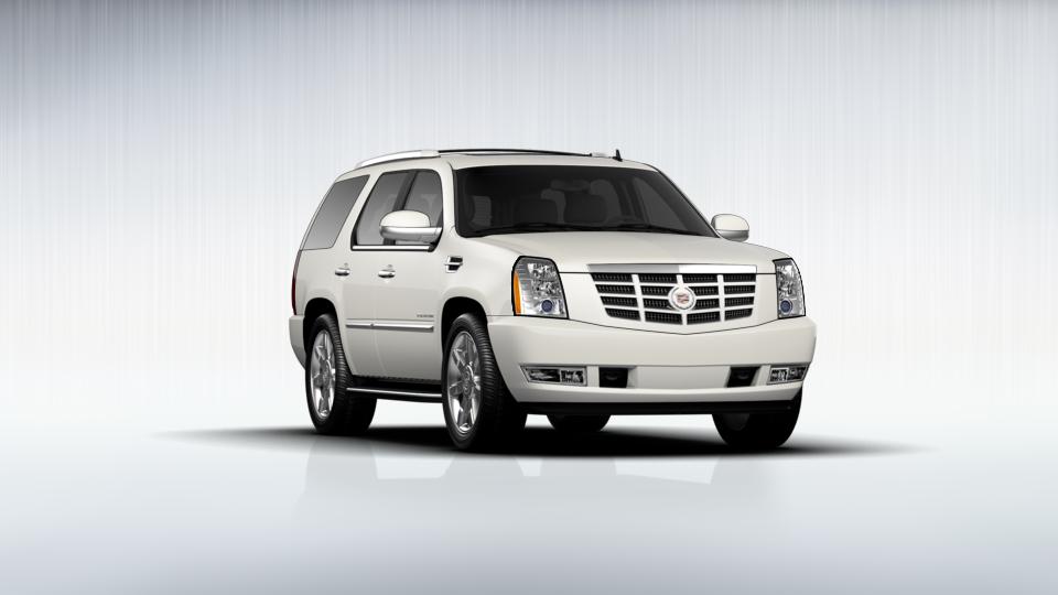 2012 Cadillac Escalade Vehicle Photo in MEDINA, OH 44256-9631