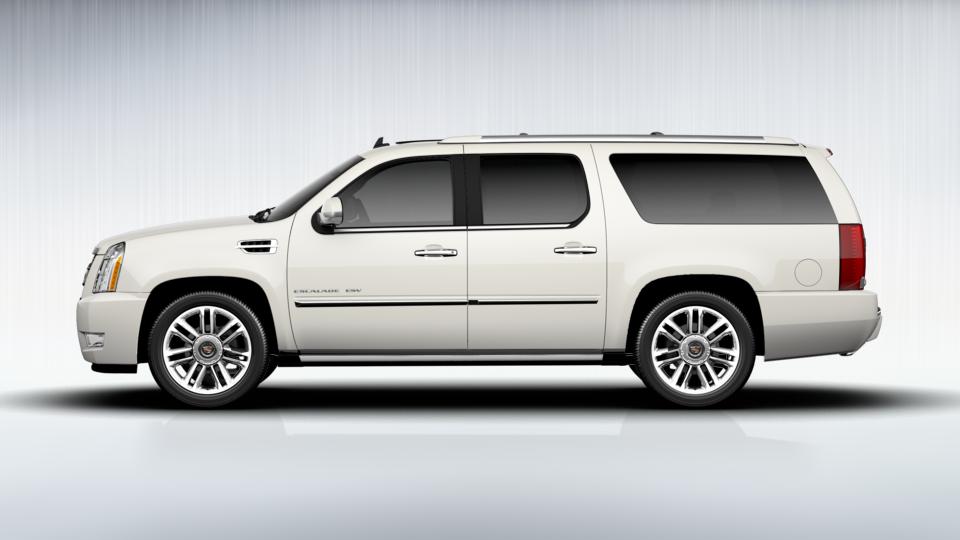 2013 Cadillac Escalade ESV Vehicle Photo in TREVOSE, PA 19053-4984