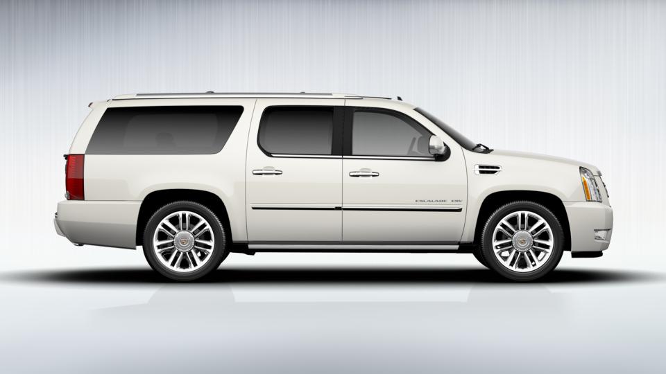 2013 Cadillac Escalade ESV Vehicle Photo in TREVOSE, PA 19053-4984