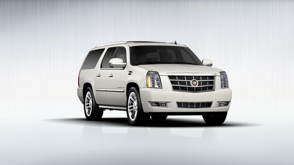 2013 Cadillac Escalade ESV Vehicle Photo in TREVOSE, PA 19053-4984