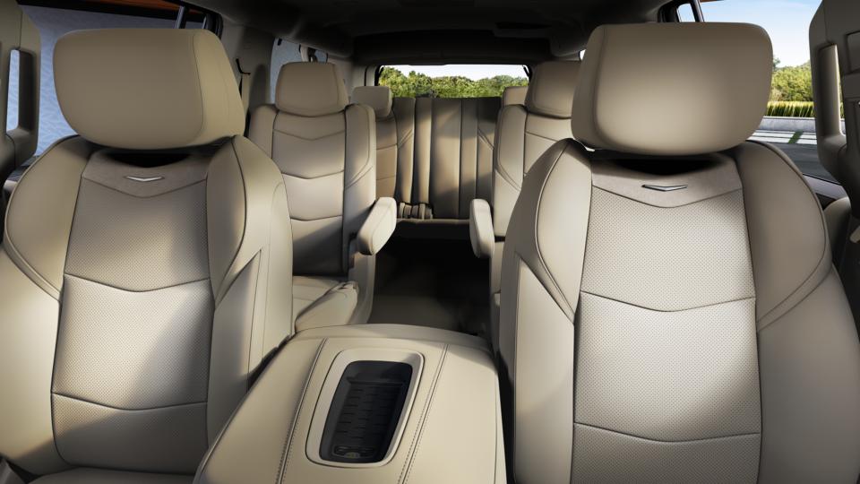 2016 Cadillac Escalade ESV Vehicle Photo in MADISON, IN 47250-1611
