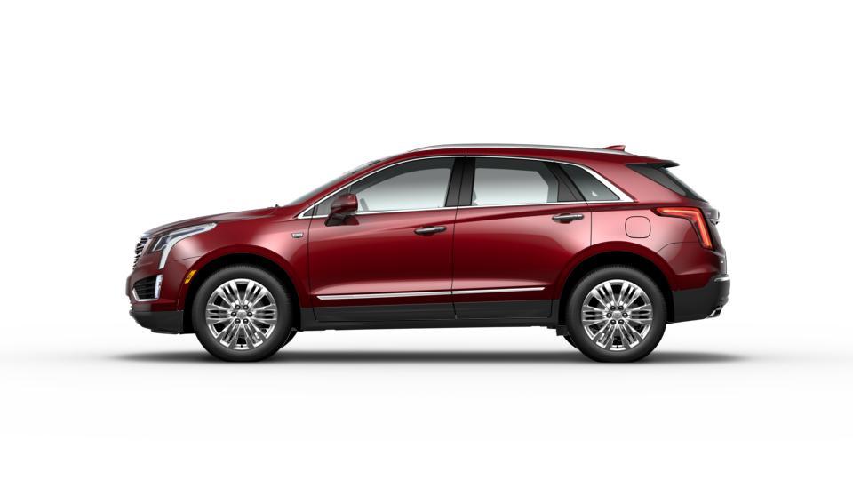 2017 Cadillac XT5 Vehicle Photo in GREEN BAY, WI 54303-3330