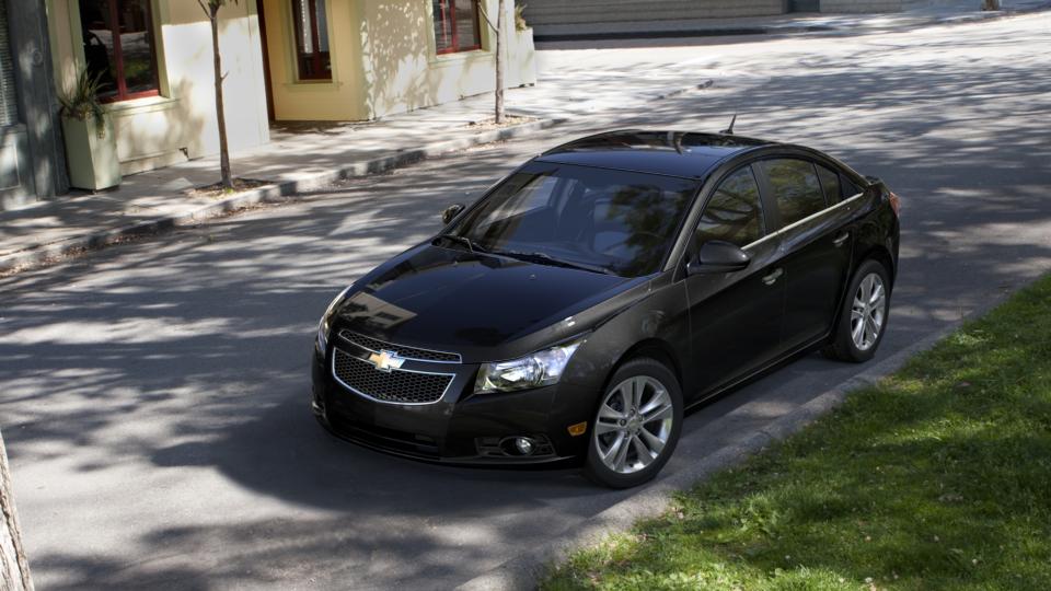 2013 Chevrolet Cruze Vehicle Photo in MEDINA, OH 44256-9001